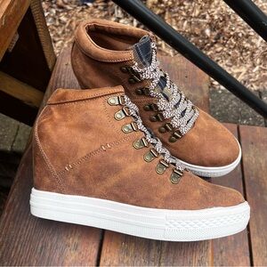 Not Rated Brown High-Top Sneakers